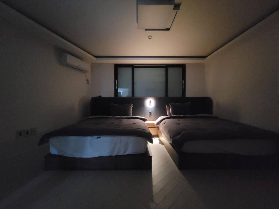 House Of Gallery In Anjirang Hotel Daegu Esterno foto